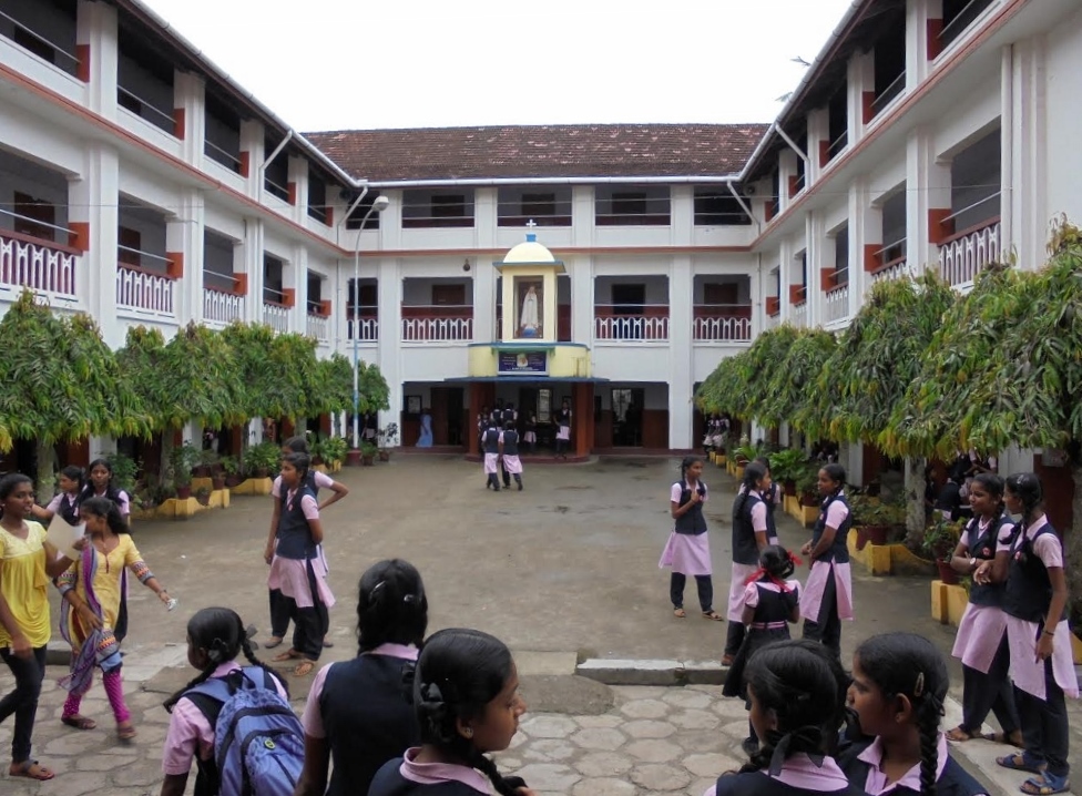 thoppumpady girls convent school